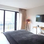Niteroom Boutiquehotel & Apartements 3* 뒤스부르크