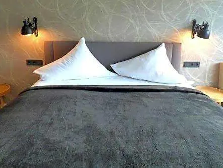 Niteroom Boutiquehotel & Apartements 3* 뒤스부르크